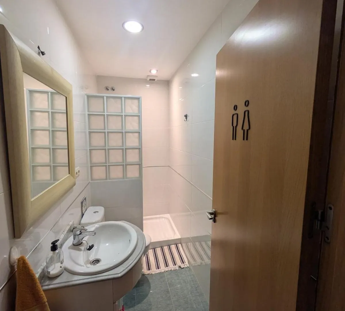 Apartamento Con Acceso Independiente, A Un Paso De Granada, Tranquilidad Y Comodidad Otura 0*,  Spain